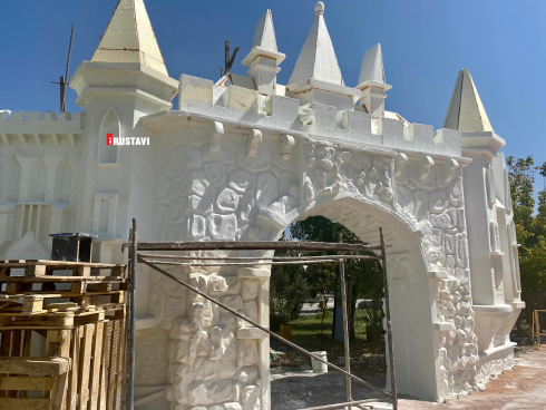 რუსთავში ხარაჩოდან მუშა გადმოვარდა