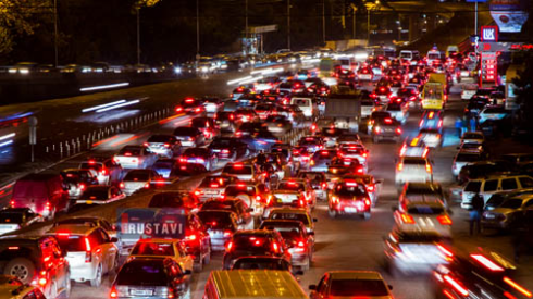 ტაქსის კომპანიებს მომსახურებისთვის ნებართვა დასჭირდებათ