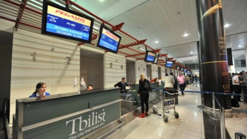 თბილისის და ბათუმის აეროპორტიდან 16 ფრენა გაუქმდა