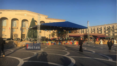 "საახალწლო სოფელი" გაიხსნა