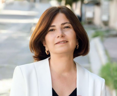 "დაეტიონ საკუთარ სახლებსა და სამსახურებში"