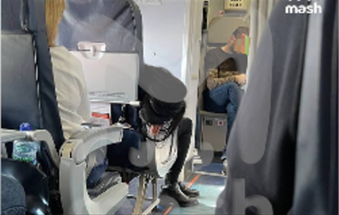 თბილისი-მოსკოვის რეისზე ქალმა სტრიპტიზი იცეკვა