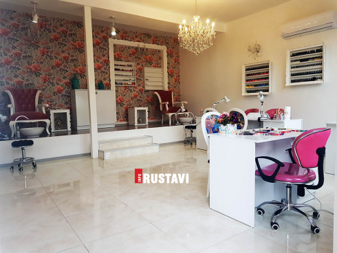 "ლამა ნაილ სტუდიო" რუსთავში [photo]