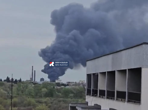 რუსთავში, პლასმასის საწარმოში გაჩენილი ხანძარი ლიკვიდირებულია