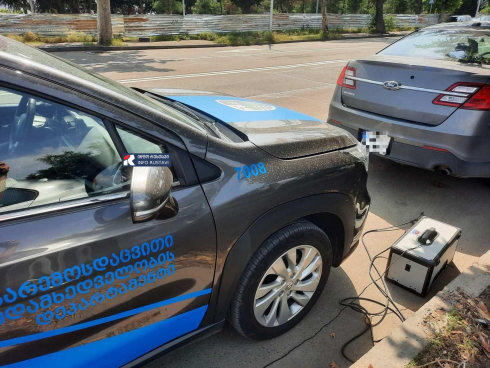 რუსთავში 43 ავტომობილის მძღოლი დააჯარიმეს