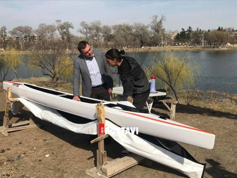 რუსთაველ ახალგაზრდას კანოე გადასცეს [photo]