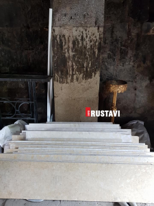 "აბანოს ფილა უნდა დააგონ სავარაუდოდ" [photo]