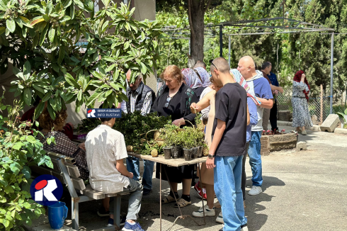 ბზობის დღესასწაული რუსთავის ტაძრებში [photo]