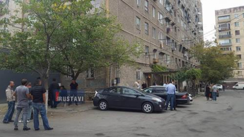 შსს-ს მინისტრმა გარდაცვლილი რუსთაველი ლეიტენანტის ოჯახს მიუსამძიმრა