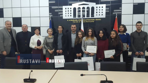 მოსწავლეების დაჯილდოება მერიაში (Photo)