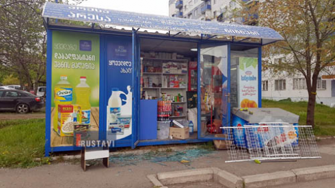 რუსთაველები რუსთავში ვერ ბრუნდებიან