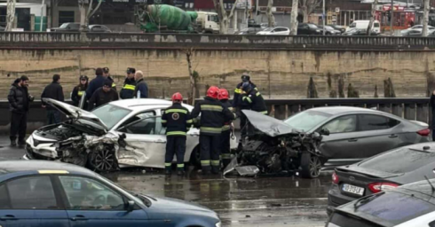 ავტოსაგზაო შემთხვევის შედეგად 1 ადამიანი დაშავდა