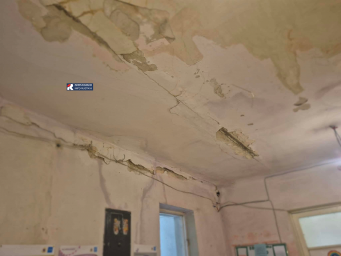 რუსთავში 22-ე ბაგა-ბაღში ჭერის ბათქაში ჩამოიშალა