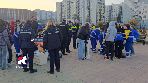 რუსთავში ქვეითად მოსიარულო გოგოს ველოსიპედი დაეჯახა [video]