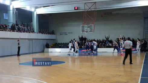 "რუსთავი" VS "მგზავრები"