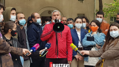 "ნახევარი საათი აქვთ დრო, ათვლა დაიწყო"