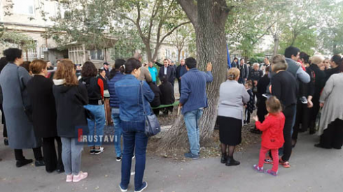 მოსახლეობასთან შეხვედრები გრძელდება