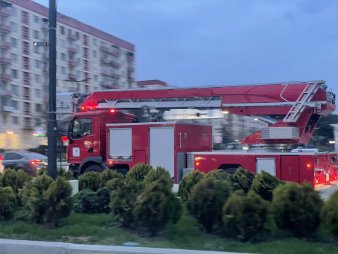 რუსთავში სახლის აივანზე ხანძარი გაჩნდა