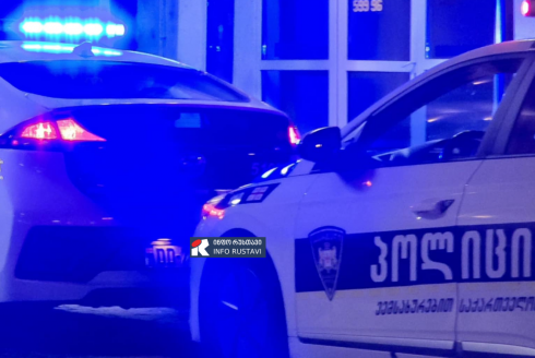 რუსთავში ერთმანეთს 2 ავტომობილი შეეჯახა [video]