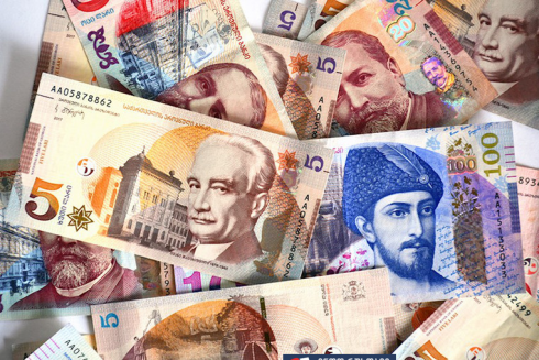 რამდენ ლარად შეიძენთ 1 ამერიკულ დოლარსა და ევროს