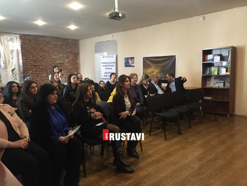 მრავალშვილიანი დედები დაასაჩუქრეს