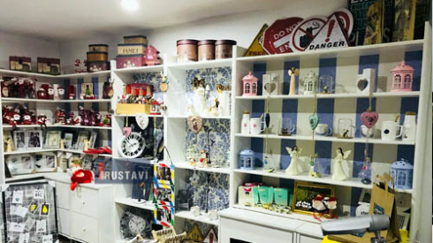 საჩუქრების ახალი მაღაზია [photo]