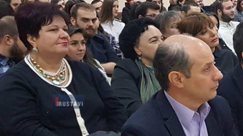 დირექტორების არჩევნები რუსთავის სკოლებში