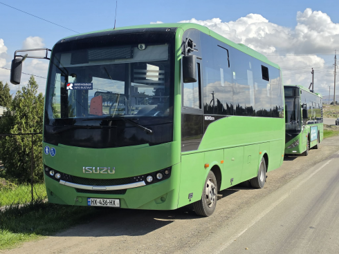 რუსთავის სასაფლაოებისკენ მიმავალი ავტობუსები მგზავრებს უფასოდ მოემსახურება