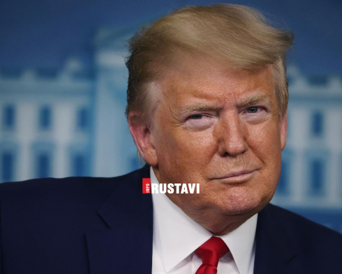 ტრამპი მალარიის სამკურნალო წამალს ღებულობს