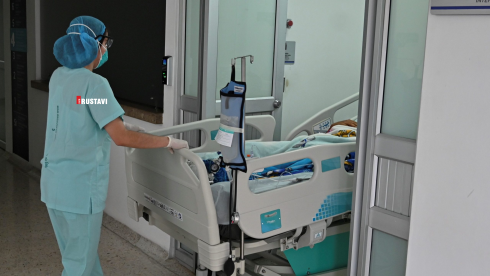 2 წლის ბავშვს კორონავირუსი დაუდასტურდა