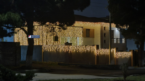საახალწლოდ მორთული სახლები რუსთავში [photo]