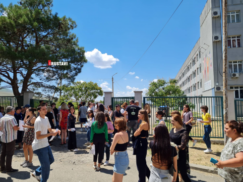რამდენი აბიტურიენტი არ მივიდა ეროვნულ გამოცდაზე