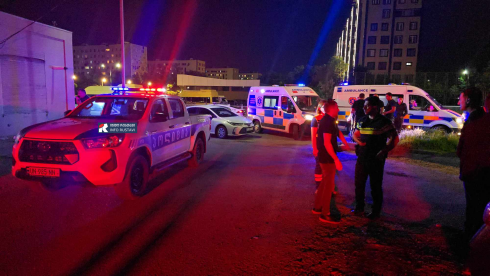 რუსთავში, ფიზიკური ანგარიშსწორების დროს 25 წლამდე კაცი დაჭრეს [video]