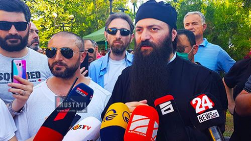 "ეს ძეგლი ვერ დარჩება თავის ადგილას" [video]