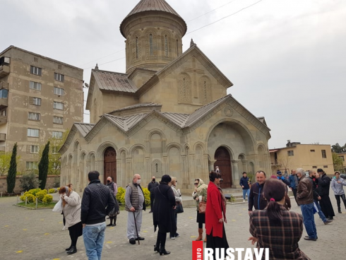 ბზობა რუსთავის ტაძრებში [photo]