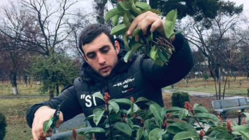 26 წლის მებაღე-დეკორატორი რუსთავიდან