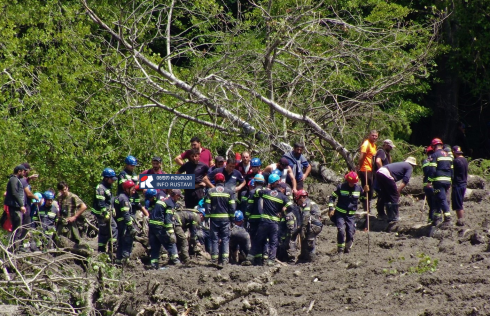 7 რუსთაველია დაკარგული შოვში, სტიქიის ზონაში