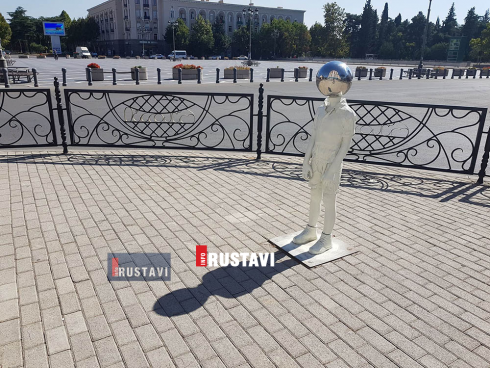 "ბიჭუნას თავი გაუტეხეს" [photo]