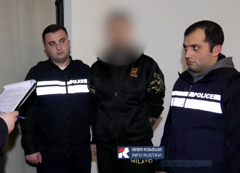 "ჩამოართვეს ტელეფონი, პირადობის მოწმობა მუქარით, ბანკში ანგარიშის გახსნას აიძულებდნენ"