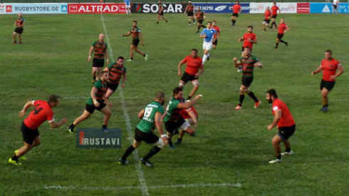 "ხარები" vs "არმაზი"