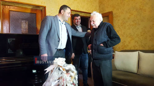 საახალწლო ნობათი