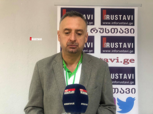 აქტივობა 12:00 საათისთვის