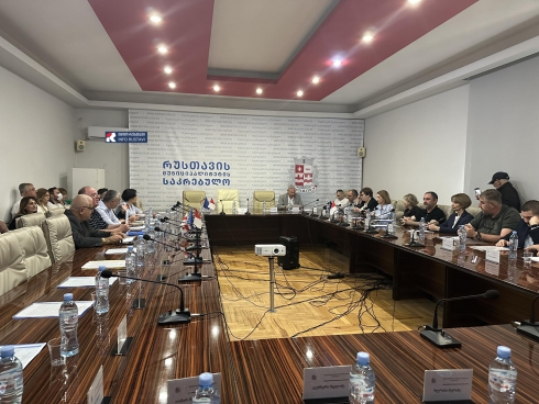 რუსთავის საკრებულოში ხუთი კომისიიდან ორს ახალი თავმჯდომარე ჰყავს