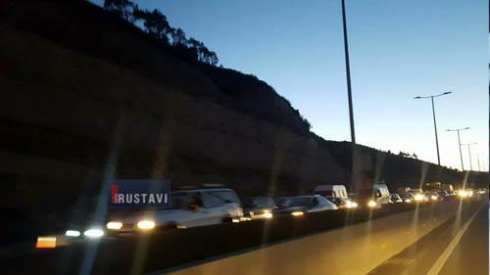 საცობი რუსთავი-თბილისის მაგიზტრალზე