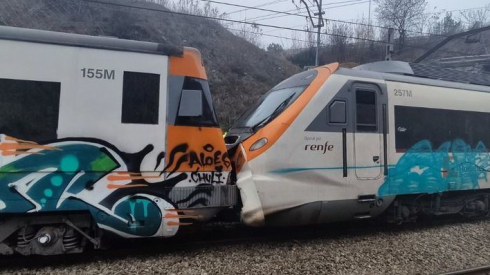 ესპანეთში ერთმანეთს 2 მატარებელი შეეჯახა [video]