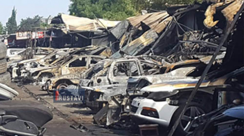 ხანძრის შედეგად დაზარალებულები ისნის ბაზრობაზე შეუშვეს (ვიდეო)