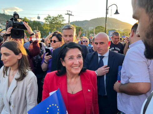 რუსთავში 2 პირი დააკავეს.