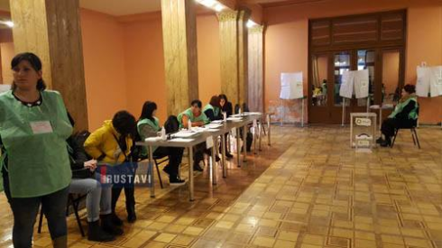 რომელი კანდიდატები შევლენ საკრებულოში