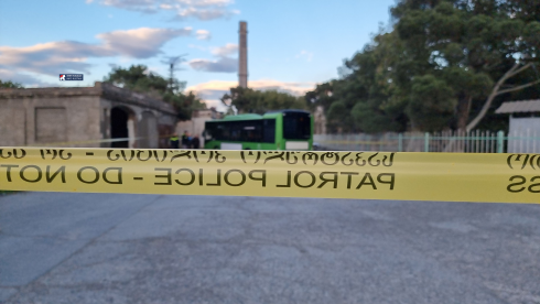 ავტობუსის მძღოლი, რომელიც ბავშვს შეეჯახა, დააკავეს