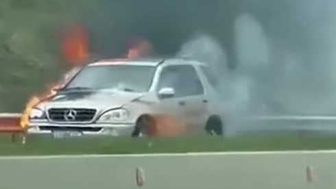 ავტობანზე მანქანა დაიწვა